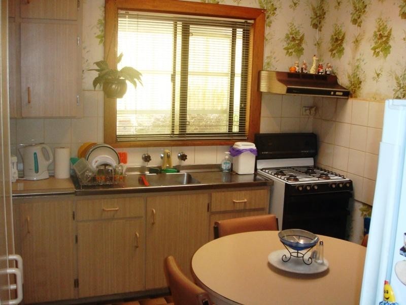 68 English Avenue, Clovelly Park SA 5042