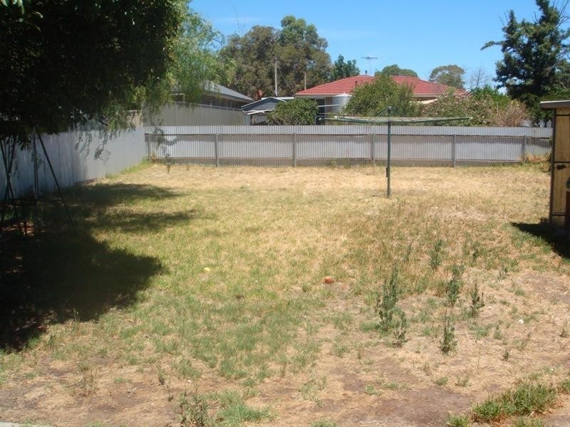 68 English Avenue, Clovelly Park SA 5042