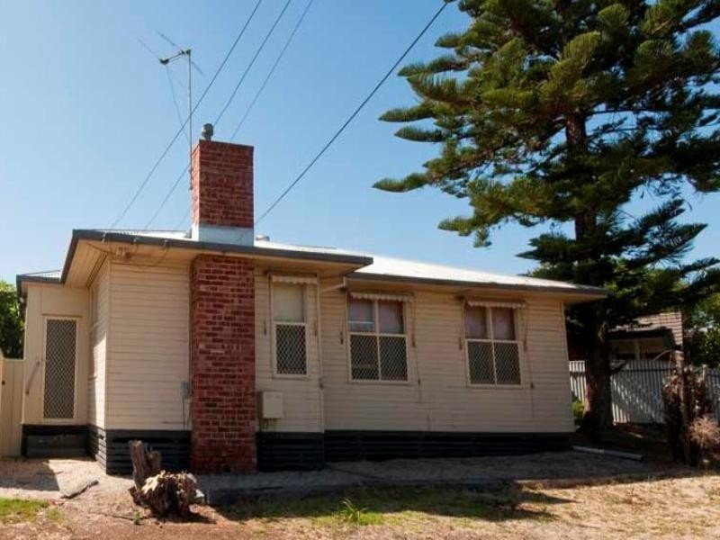 1 Harbrow Grove, Seacombe Gardens SA 5047