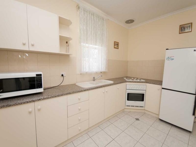 1 Harbrow Grove, Seacombe Gardens SA 5047