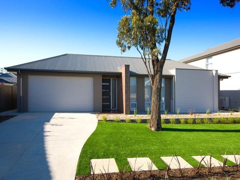 81 Highfield Drive, Craigburn Farm SA 5051