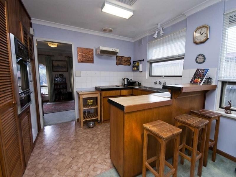 14 Inverness Avenue, Morphett Vale SA 5162