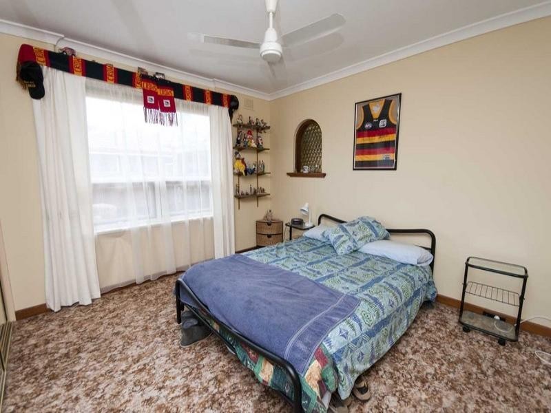 14 Inverness Avenue, Morphett Vale SA 5162