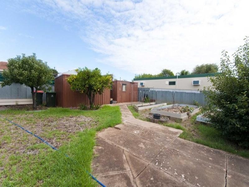 14 Inverness Avenue, Morphett Vale SA 5162