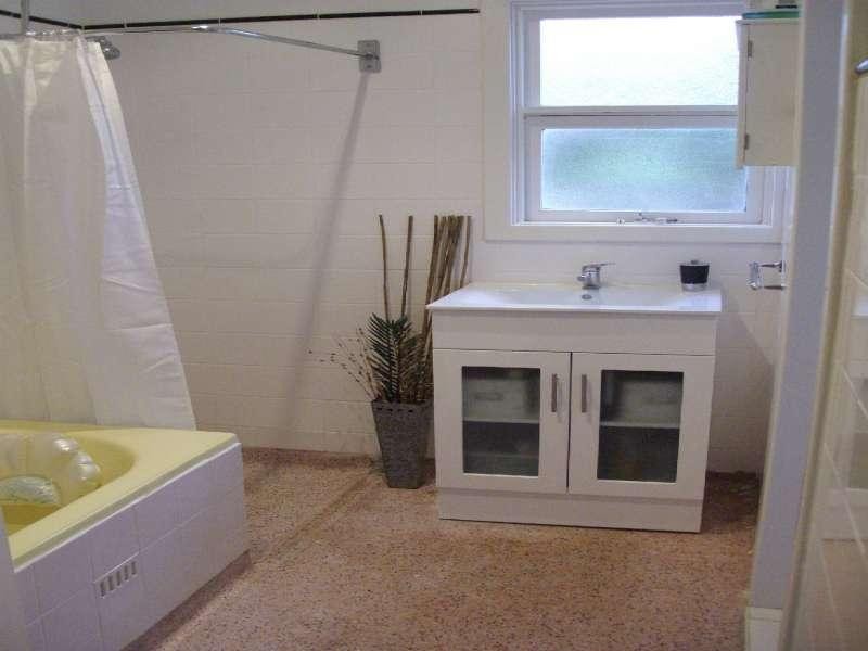 12 Hill Road, Eden Hills SA 5050