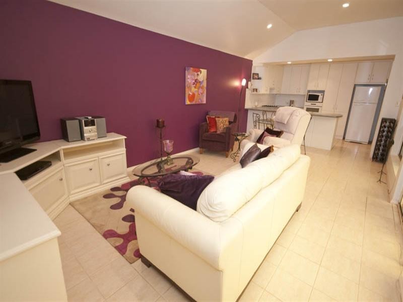 13 Carey Close, Glenelg North SA 5045