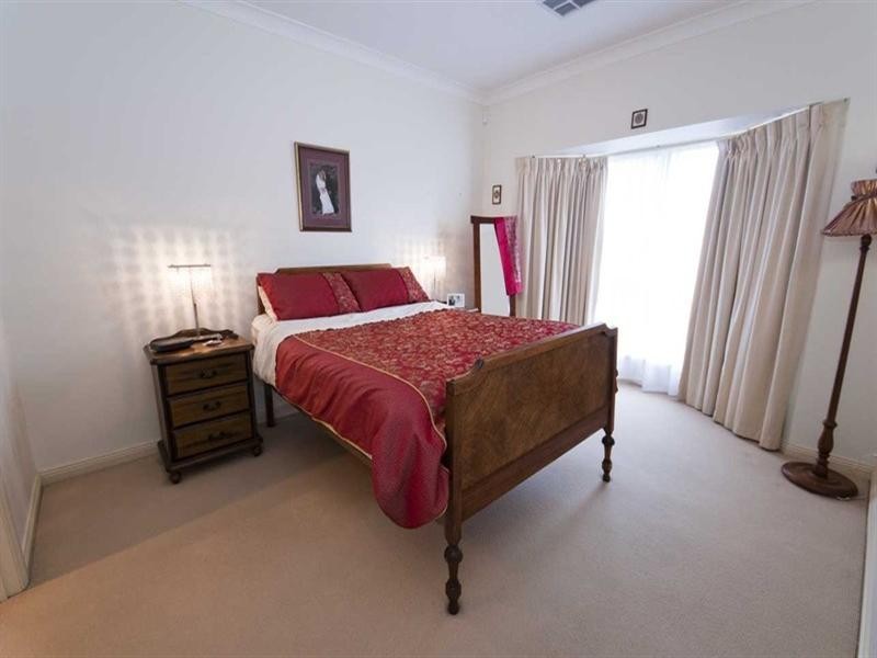 5a Finchley Street, Clovelly Park SA 5042