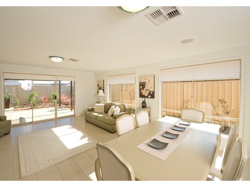 13 Douglas Drive, Munno Para West SA 5115