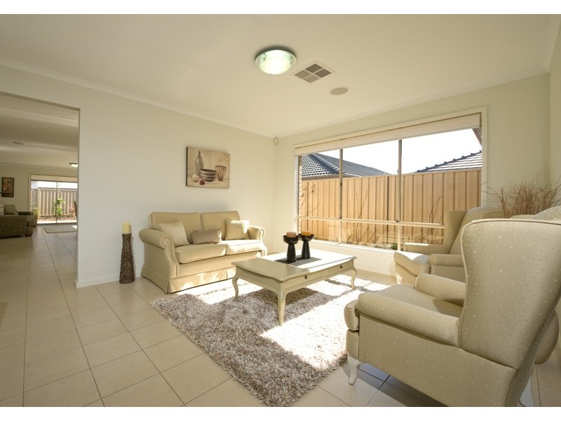 13 Douglas Drive, Munno Para West SA 5115