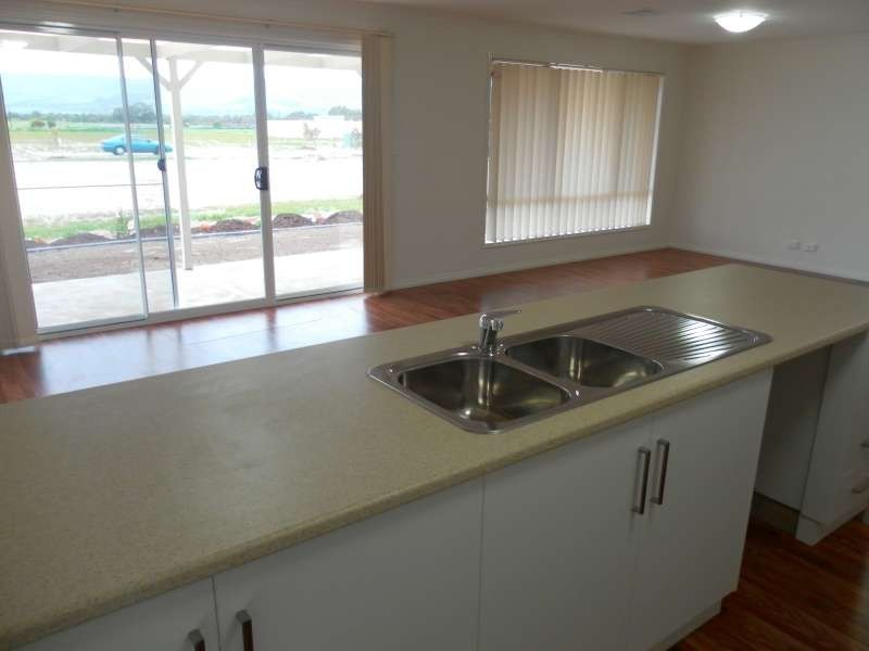 17 Whistlers Avenue, Aldinga Beach SA 5173