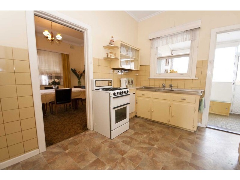 11 Urrbrae Terrace, Plympton SA 5038