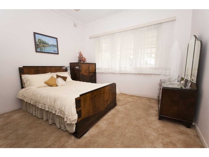 11 Urrbrae Terrace, Plympton SA 5038