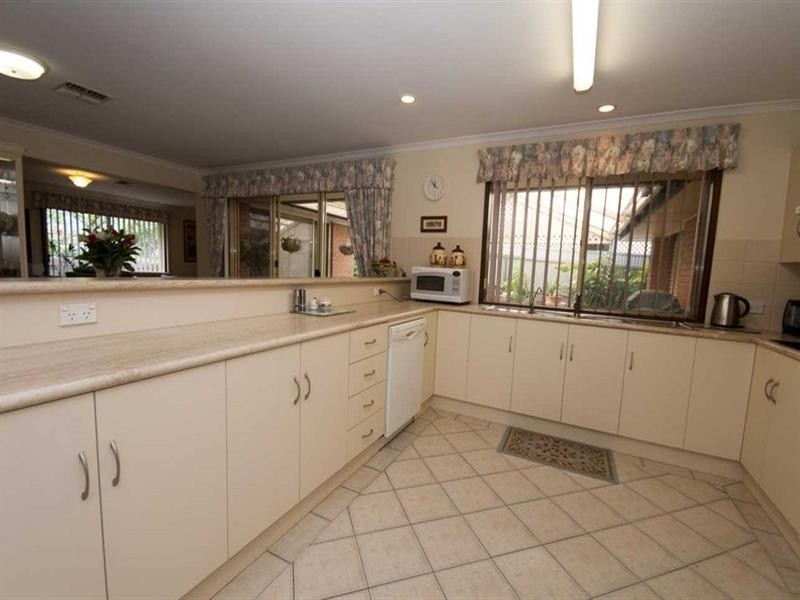 22 Riesling Avenue, Reynella East SA 5161