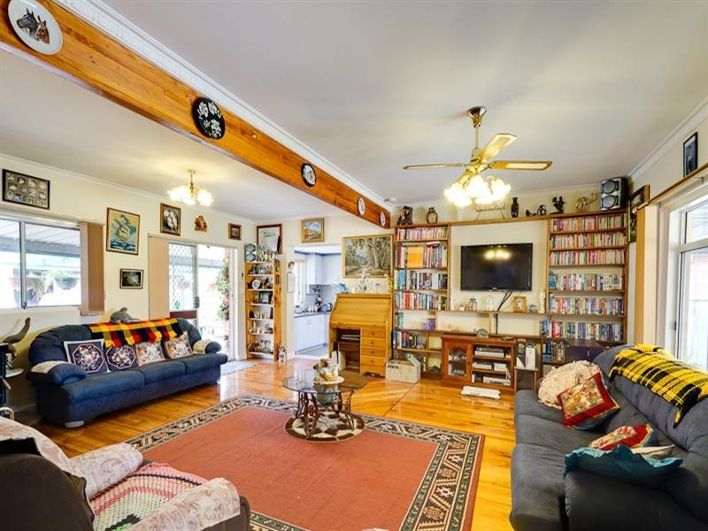 72 Sampson Road, Mitchell Park SA 5043