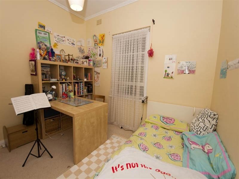 53 English Avenue, Clovelly Park SA 5042