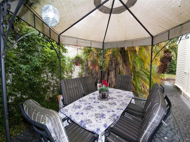 24 Mathias Avenue, Cumberland Park SA 5041