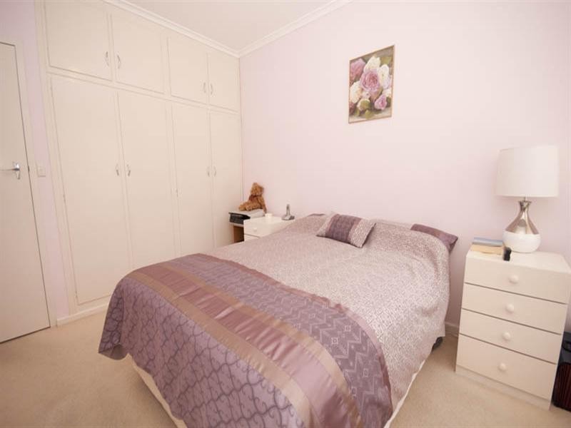 2/8 Farne Terrace, Marion SA 5043