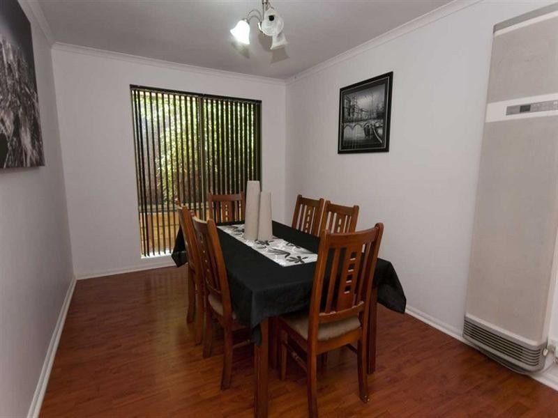 29 Dunalbyn Drive, Aberfoyle Park SA 5159