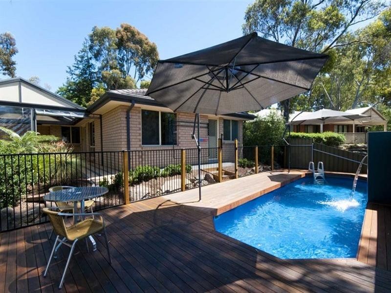 29 Dunalbyn Drive, Aberfoyle Park SA 5159