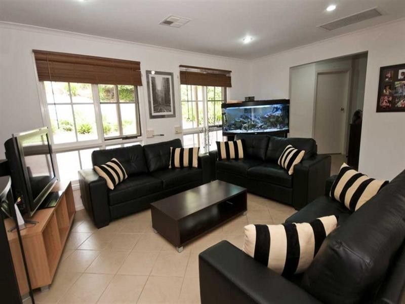 13 Monterey Pine Drive, Aberfoyle Park SA 5159