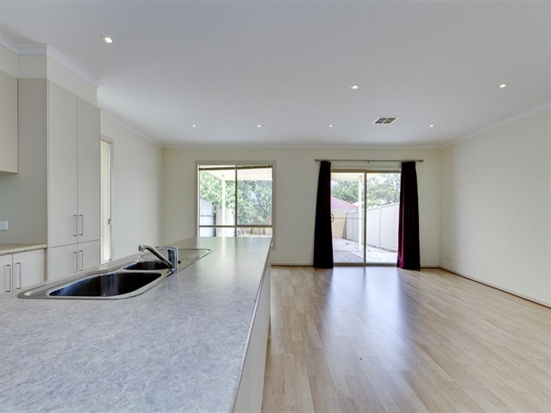 598 and 598a Morphett Road, Dover Gardens SA 5048