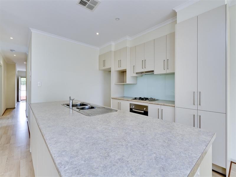 598 and 598a Morphett Road, Dover Gardens SA 5048