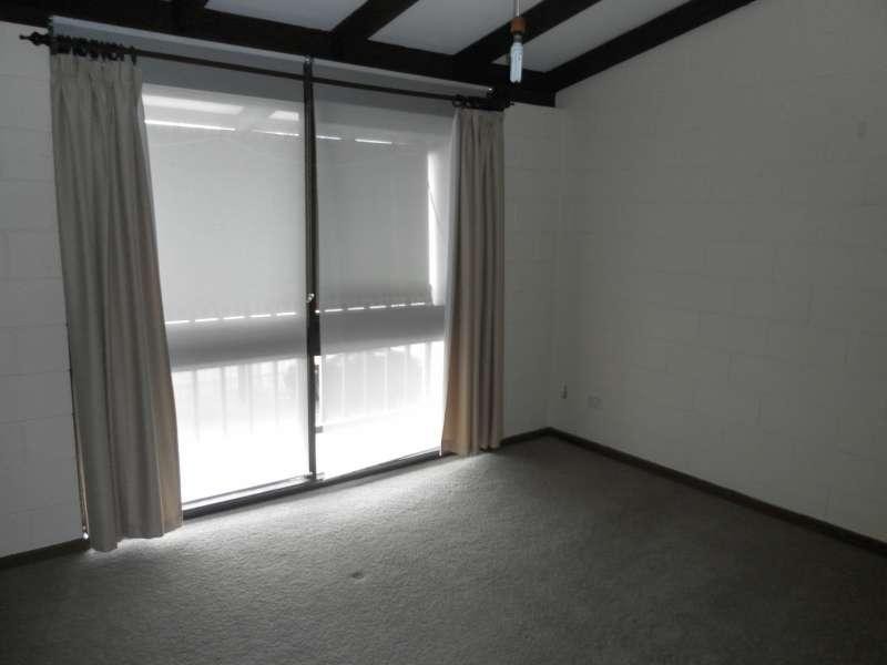 11/1 Gore Street, Glenelg SA 5045