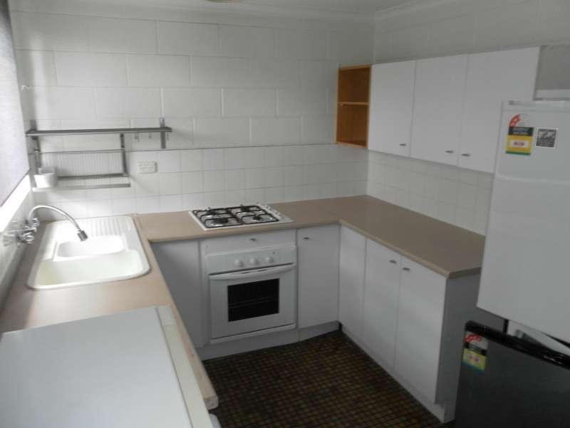 11/1 Gore Street, Glenelg SA 5045