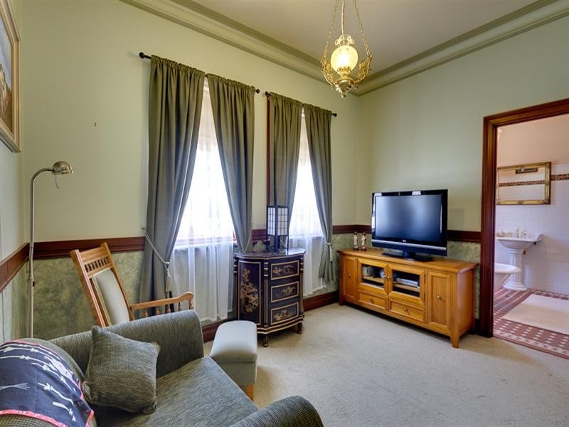 26 Royal Avenue, Burnside SA 5066