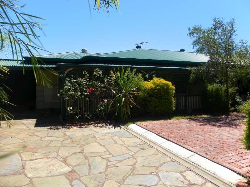 9 Maldon Avenue, Mitchell Park SA 5043