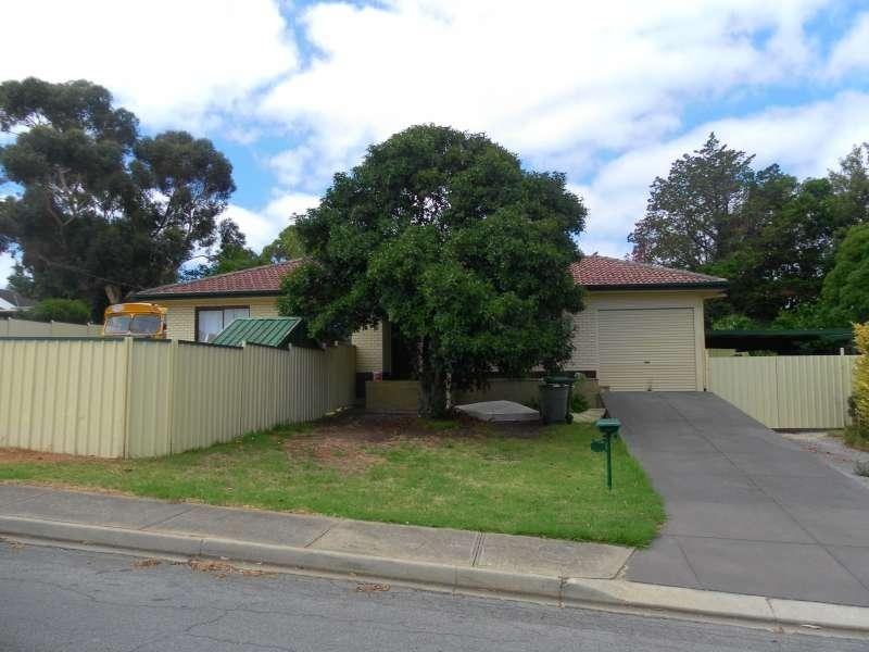 16 Clive Street, Morphett Vale SA 5162