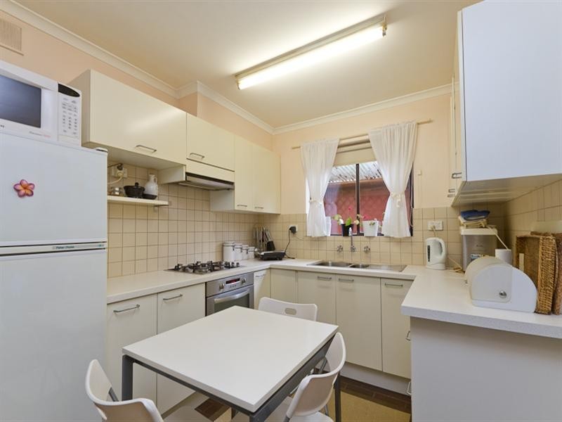 Unit 2/3 Hussey Avenue, Oaklands Park SA 5046