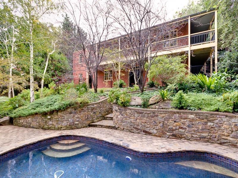 16 Grevillea Crescent, Stonyfell SA 5066