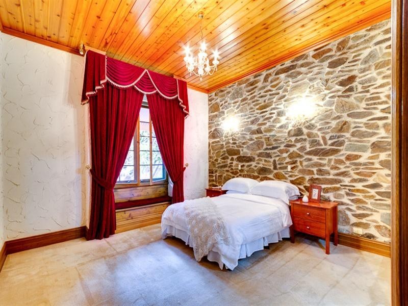 16 Grevillea Crescent, Stonyfell SA 5066