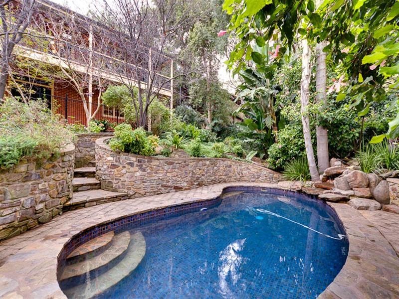 16 Grevillea Crescent, Stonyfell SA 5066