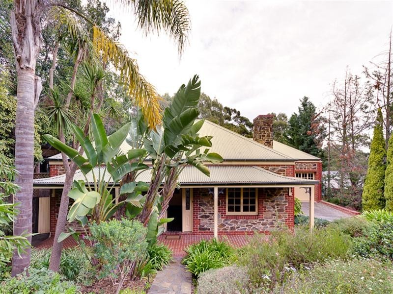 16 Grevillea Crescent, Stonyfell SA 5066