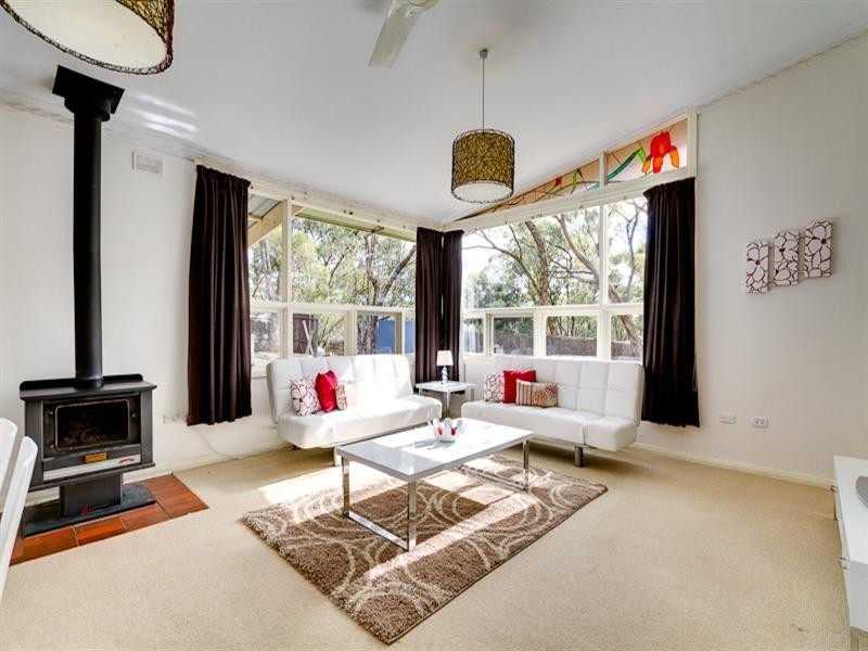 12 Hill Road, Eden Hills SA 5050