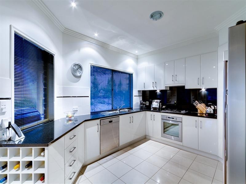 3 Erica Court, Flagstaff Hill SA 5159