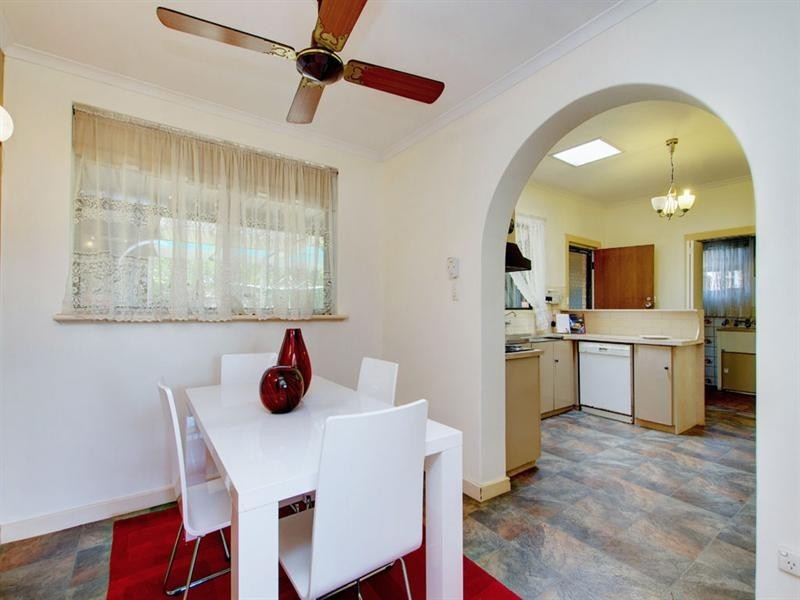 4 Deepdene Avenue, Mitchell Park SA 5043