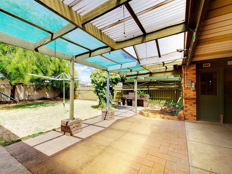 4 Deepdene Avenue, Mitchell Park SA 5043