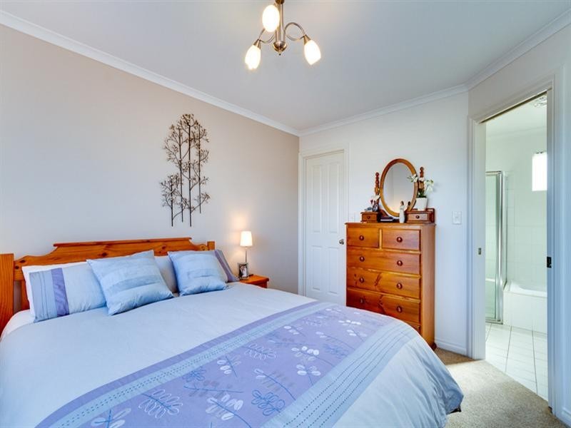 3 Bahloo Avenue, Mitchell Park SA 5043