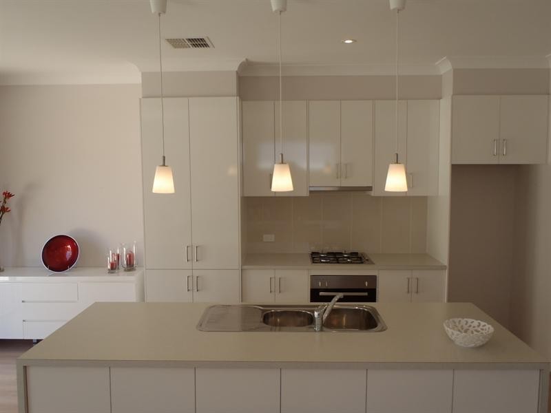 33 Winchester Street, Dover Gardens SA 5048