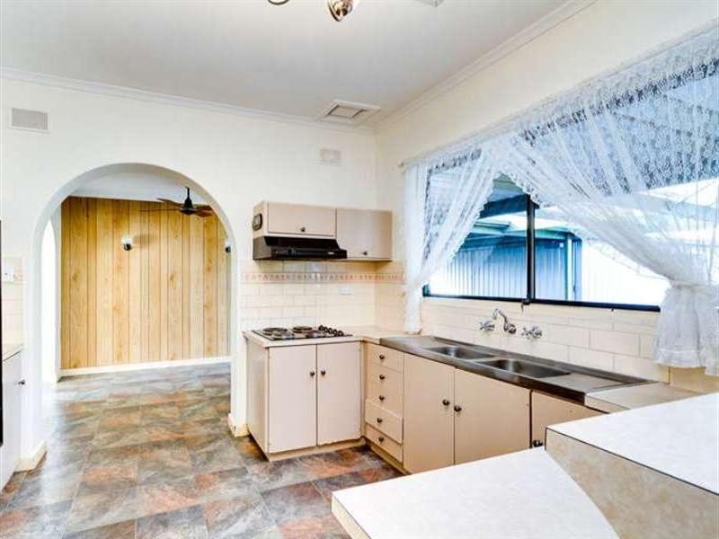 4 Deepdene Avenue, Mitchell Park SA 5043