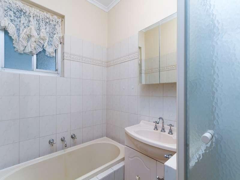 4 Deepdene Avenue, Mitchell Park SA 5043
