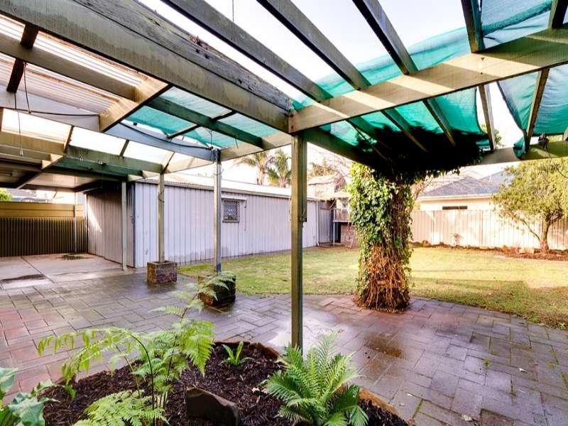 4 Deepdene Avenue, Mitchell Park SA 5043