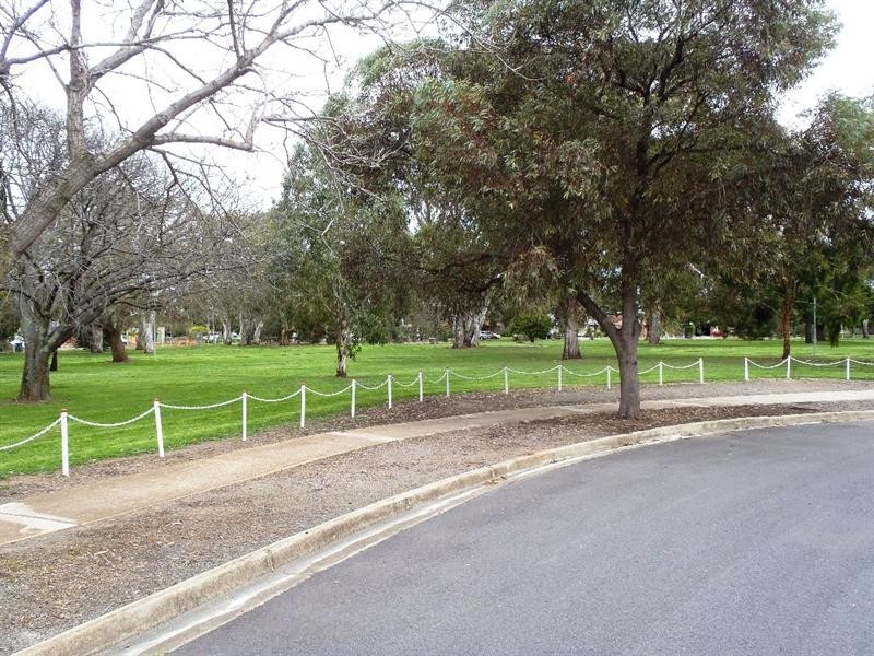 14 Egan Crescent, Mitchell Park SA 5043