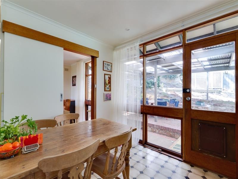 1 Donnybrook Road, Bellevue Heights SA 5050