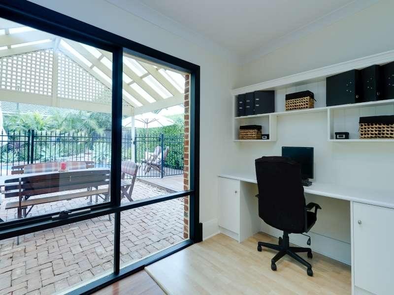 15 Ackland Avenue, Clarence Gardens SA 5039