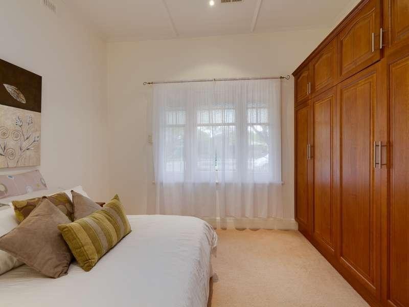 15 Ackland Avenue, Clarence Gardens SA 5039