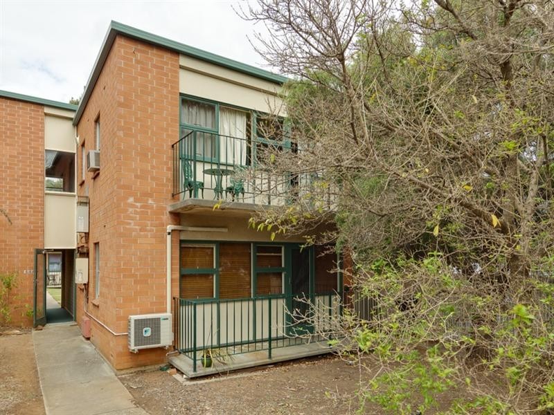3/4 Shepherds Hill Road, Bedford Park SA 5042